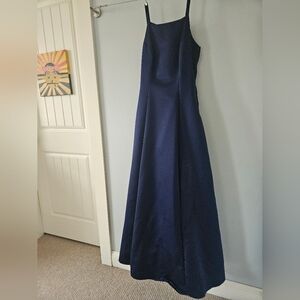 Elegant Navy Blue A-Line Maxi Dress with Spaghetti Straps